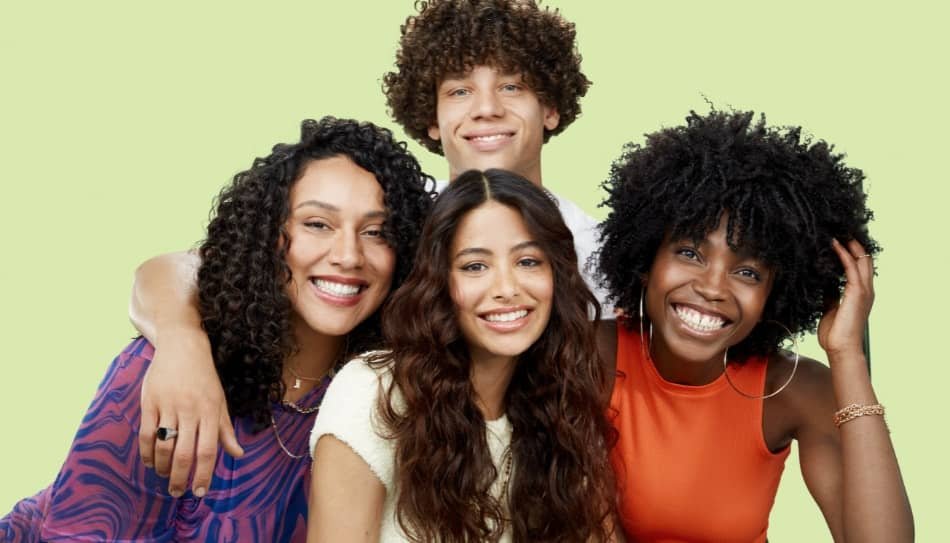 curly hair 950x543